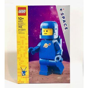 LEGO 40921 Up-Scaled Blue Astronaut Minifigure Brand New NIB in Hand